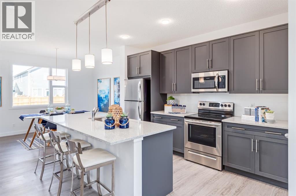 72 Creekside Rise SW, Calgary, AB T2X 6G8