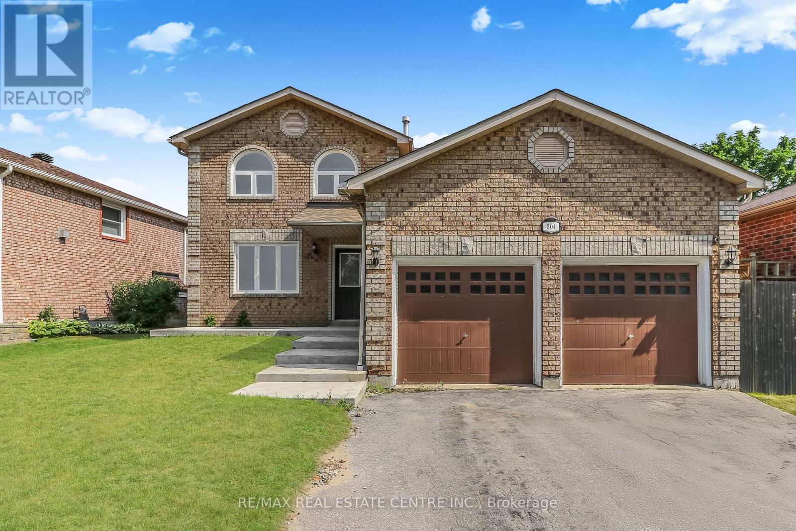 304 Cundles Rd W, Barrie, ON L4N 7C9