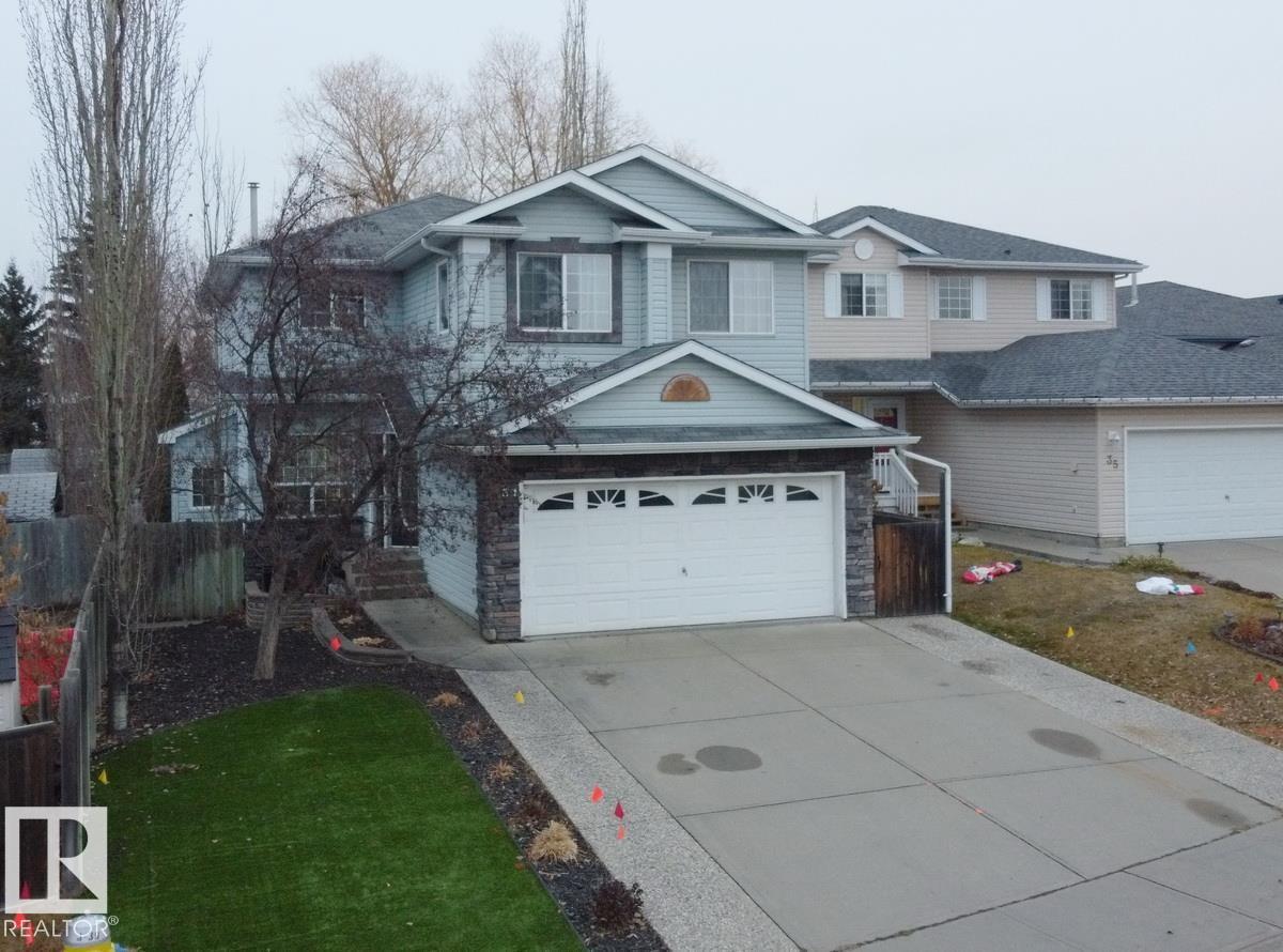 31 Westwood Way, Fort Saskatchewan, AB T8L 4G4