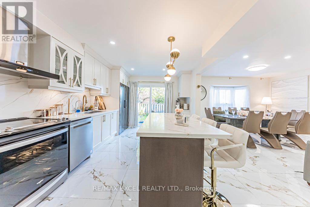 311 Conley St, Vaughan, ON L4J 2Z3