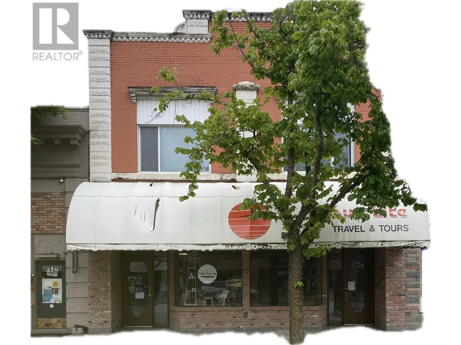 224 Market Ave, Grand Forks, BC V0H 1H0