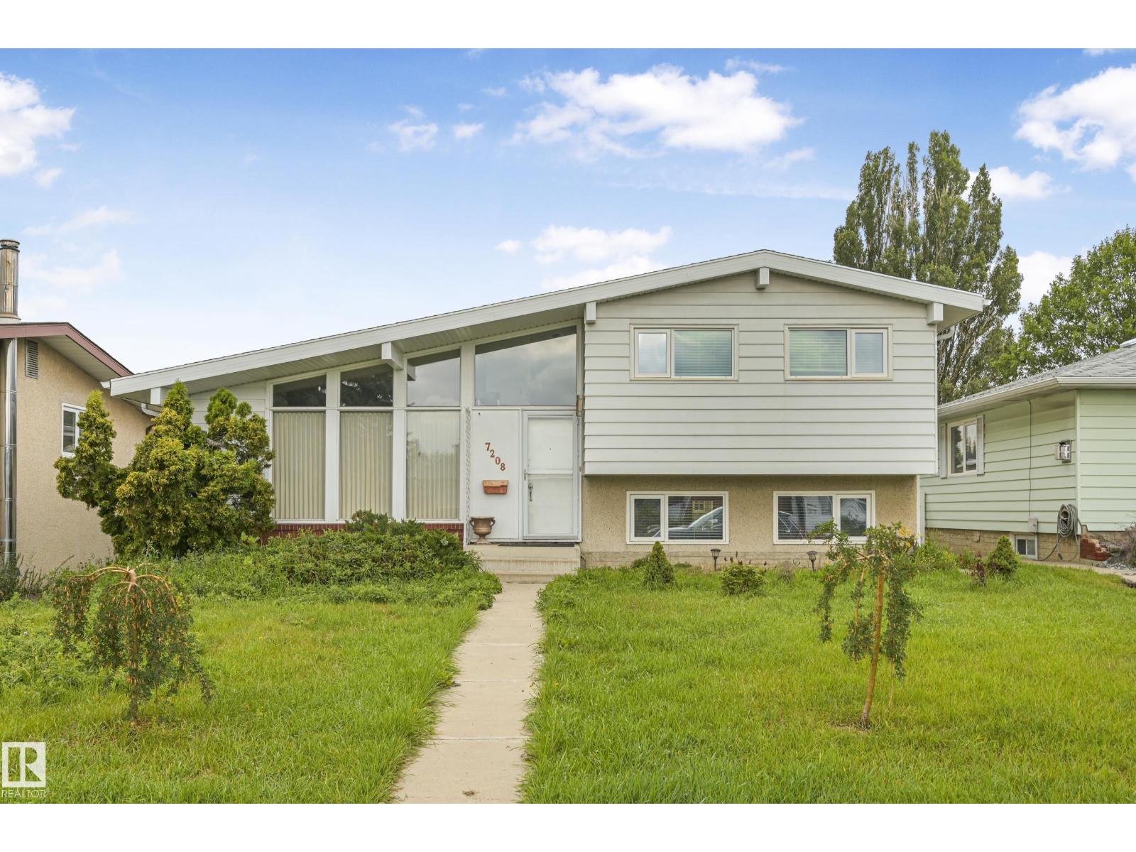 139 Av Nw Unit 7208, Edmonton, AB T5C 2M2