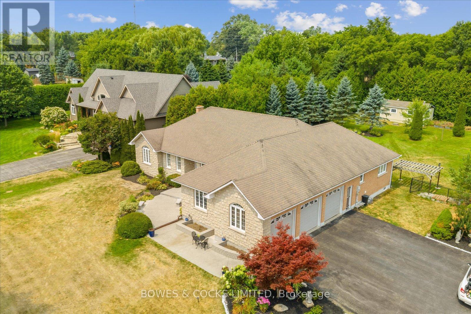 4588 Paynes Cres, Clarington, ON L0A 1J0