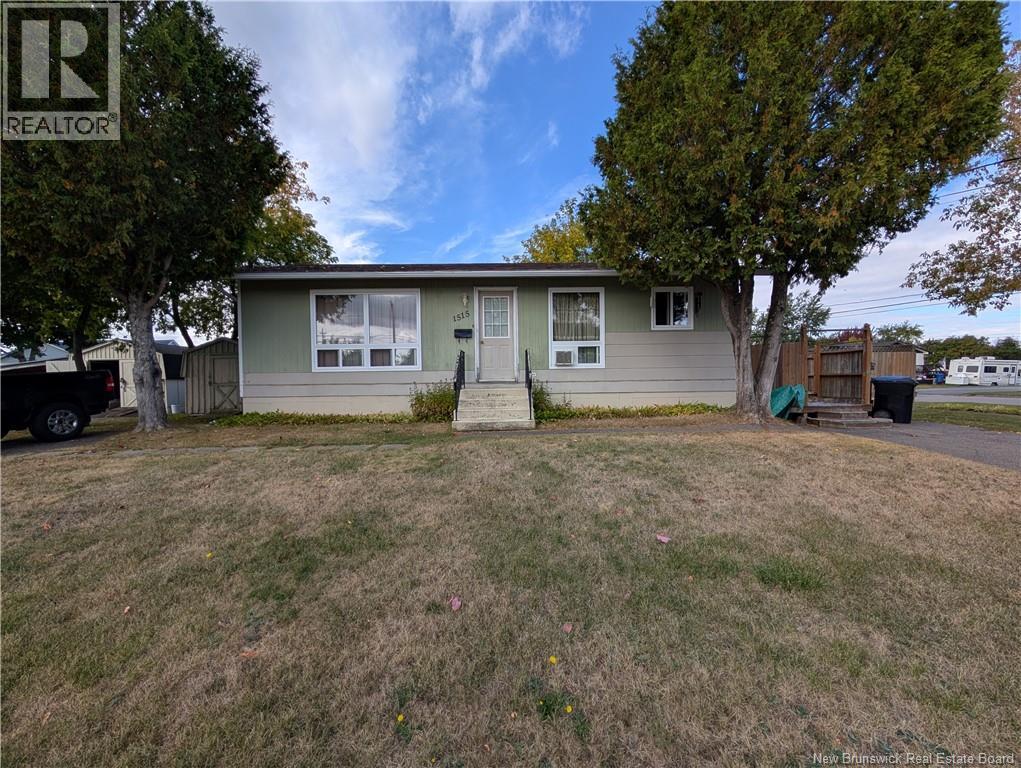 1515 Alexander, Bathurst, NB E2A 3R3