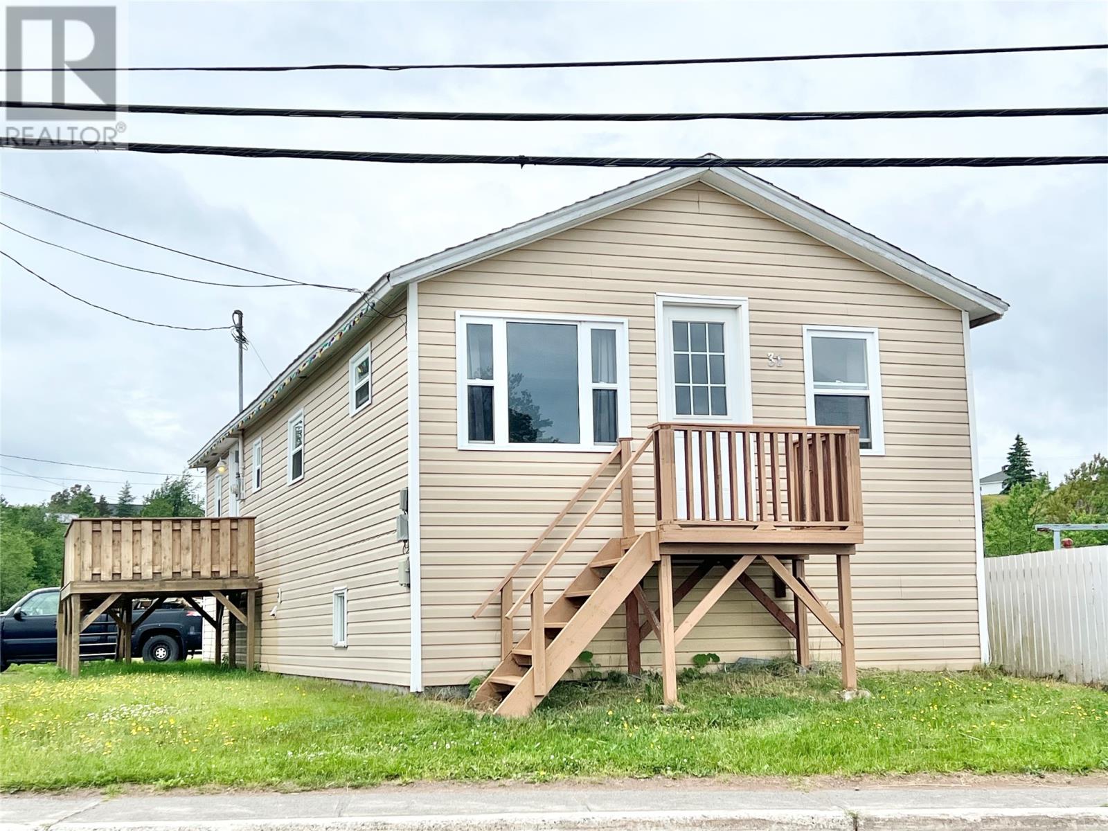 31 Commonwealth Dr, Botwood, NL A0H 1E0