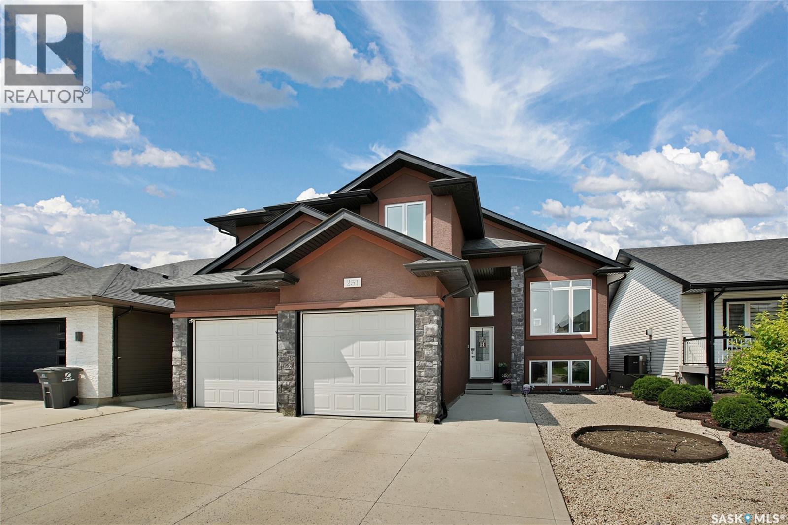 251 Mccallum Way, Saskatoon, SK S7R 0H7