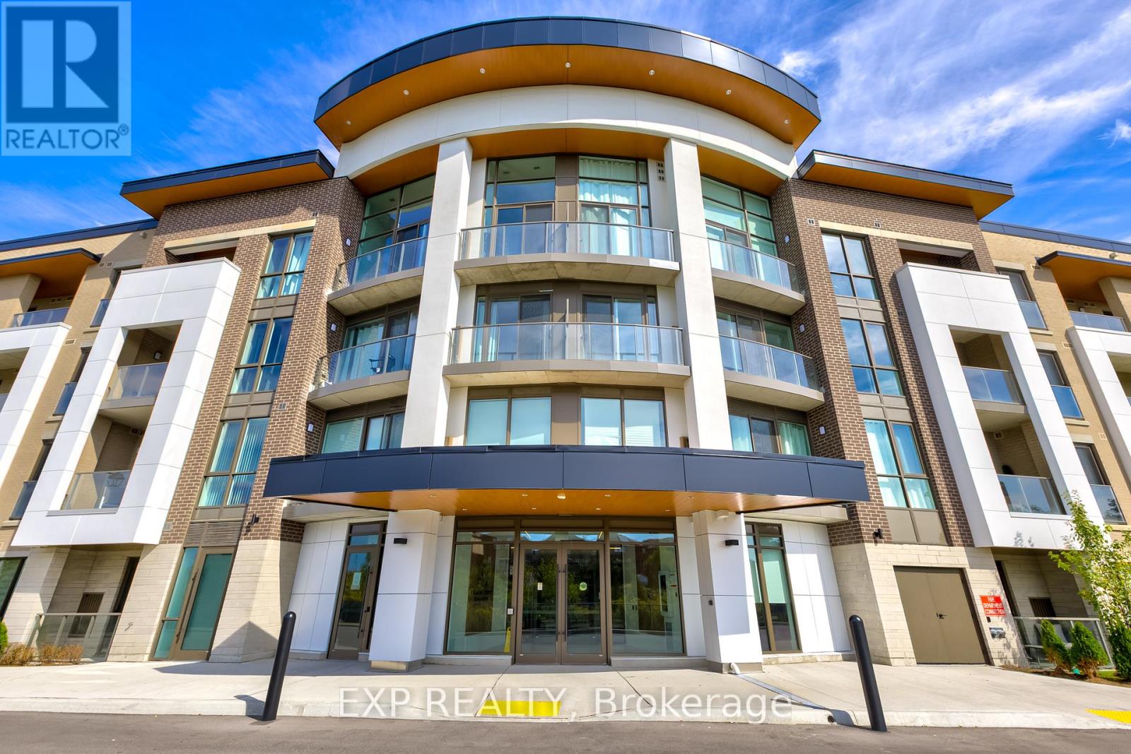 418 385 Arctic Red Dr N, Oshawa Samac, ON L1L 0W9