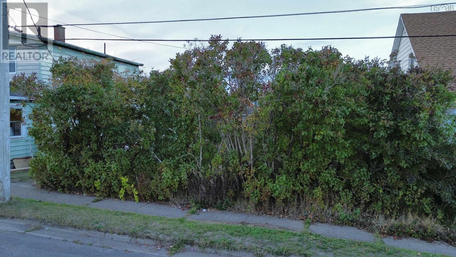 Swan Street, Sydney, NS B1N 2L9