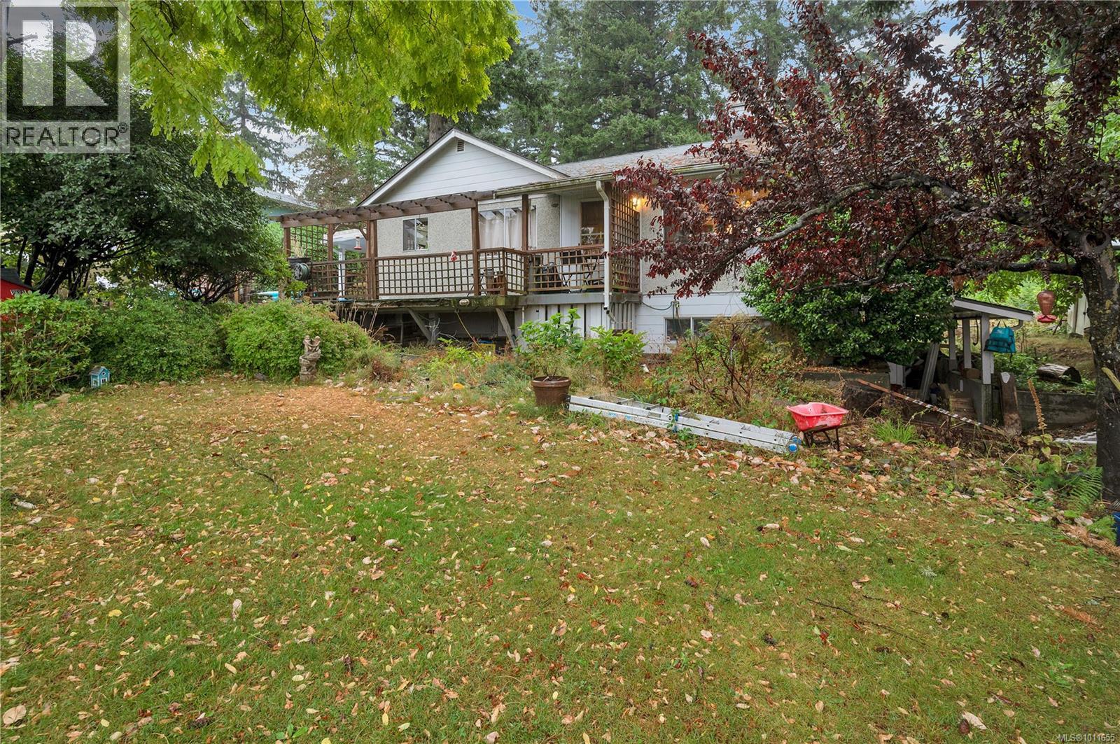 765 8 Avenue, Campbell River, BC V9W 4A7