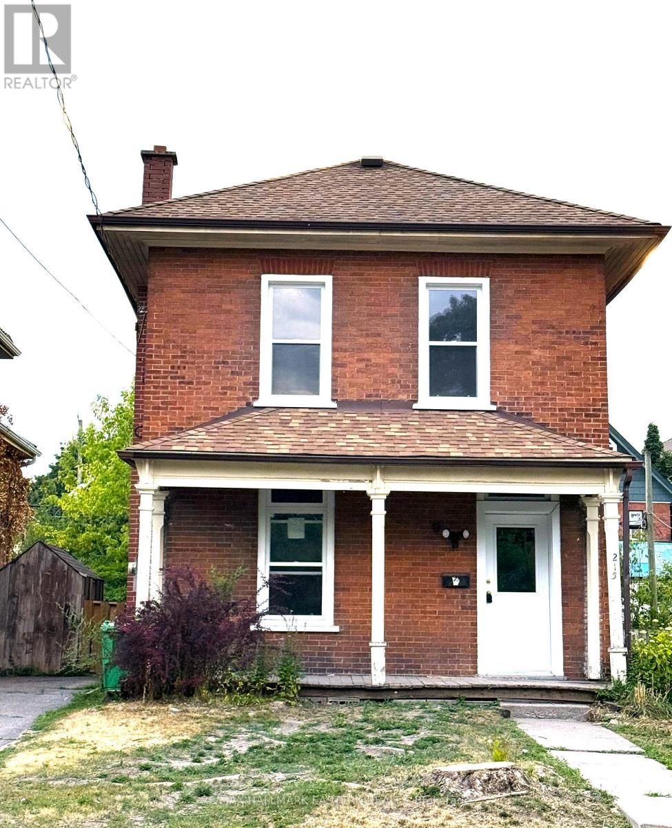 215 Stewart St Ward 3 St, Peterborough, ON K9J 3M6