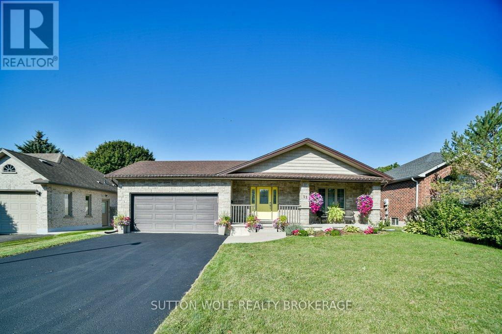 22 Pittao Pl, Strathroy-Caradoc, ON N7G 4E7