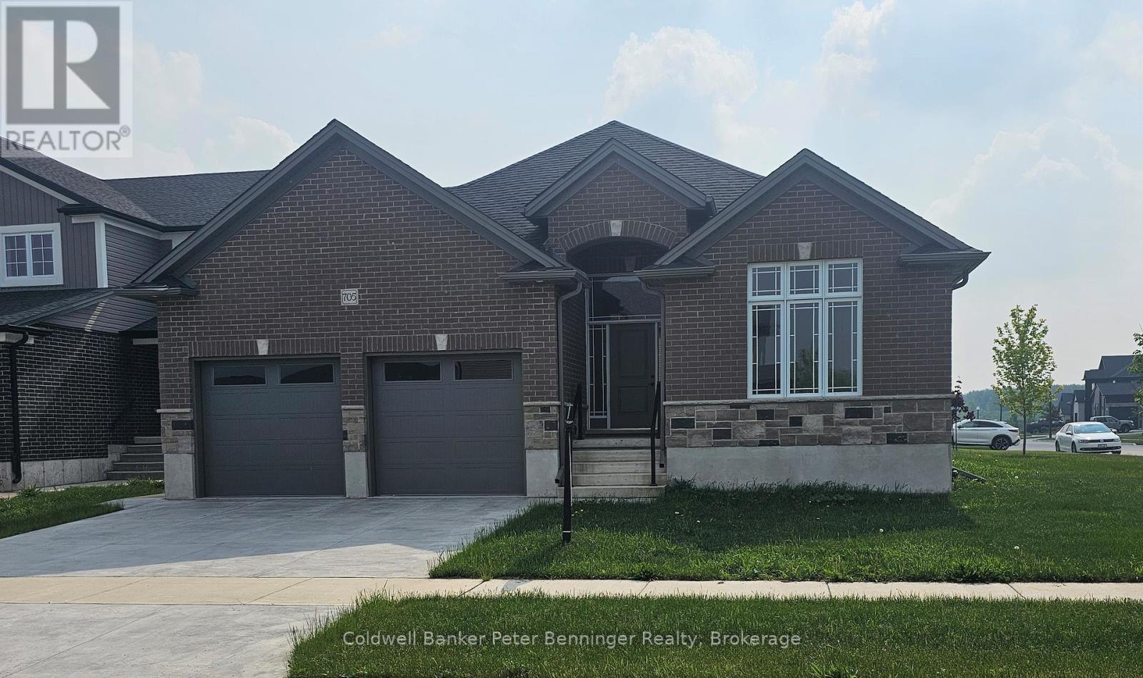 705 Hollinger Dr S, North Perth Listowel, ON N4W 3V2