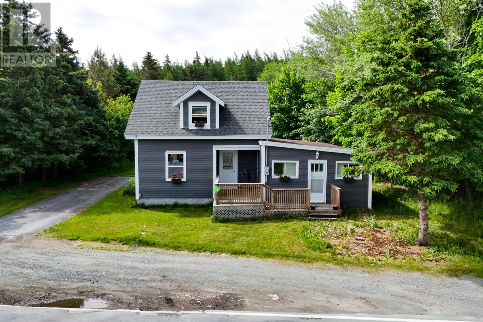 277 Conception Bay Hwy, Conception Bay South, NL A1W 5J9