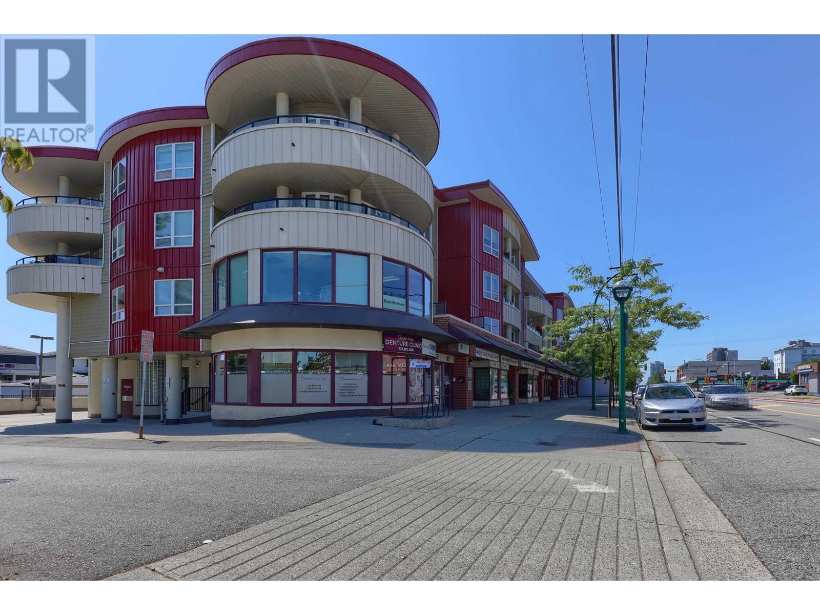 7738 Edmonds Street #ph1, Burnaby, BC V3N 1B8