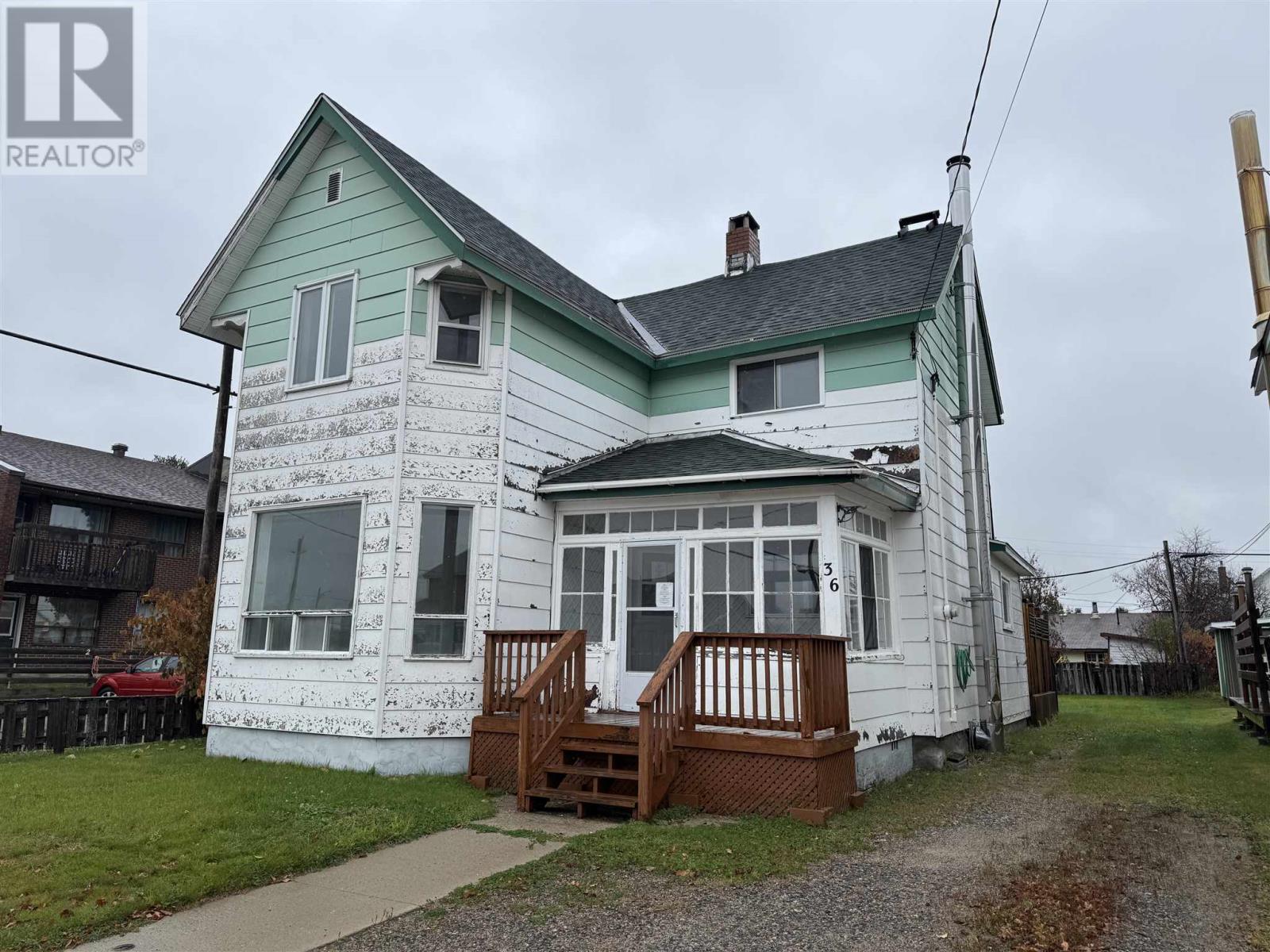 36 Lansdowne St N36 Lansdowne St N, Chapleau, ON P0M 1K0
