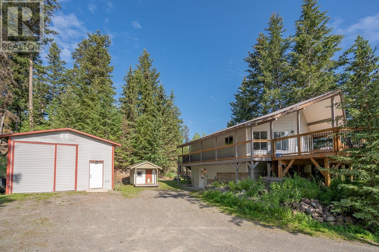 5324 Kallum Dr, 108 Mile Ranch, BC V0K 2Z0