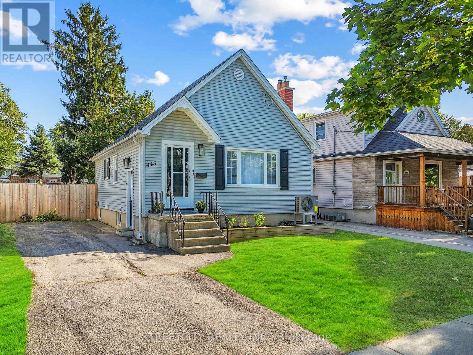 445 Mornington Ave, London, ON N5Y 3C7