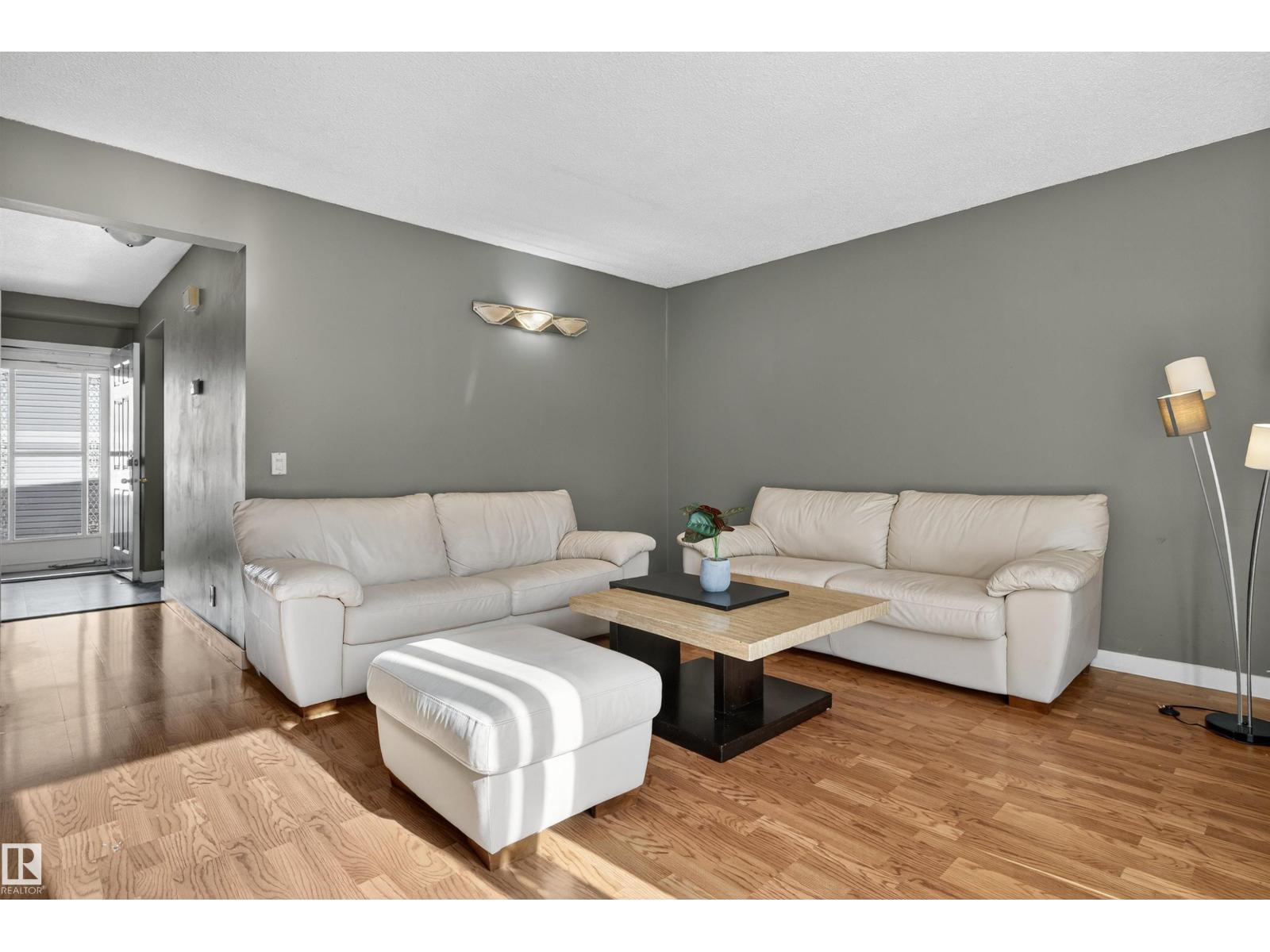 121 St Nw Unit 14017, Edmonton, AB T5X 4H8