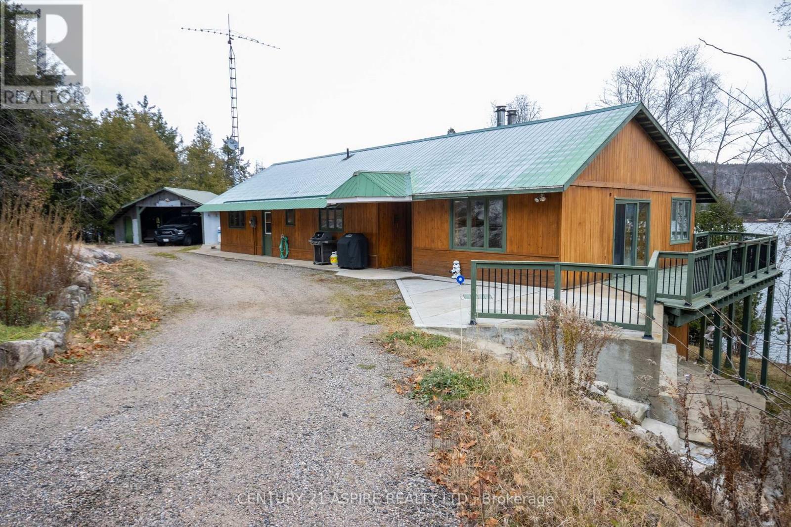 336 Wiltom Dr, Madawaska Valley, ON K0J 1B0