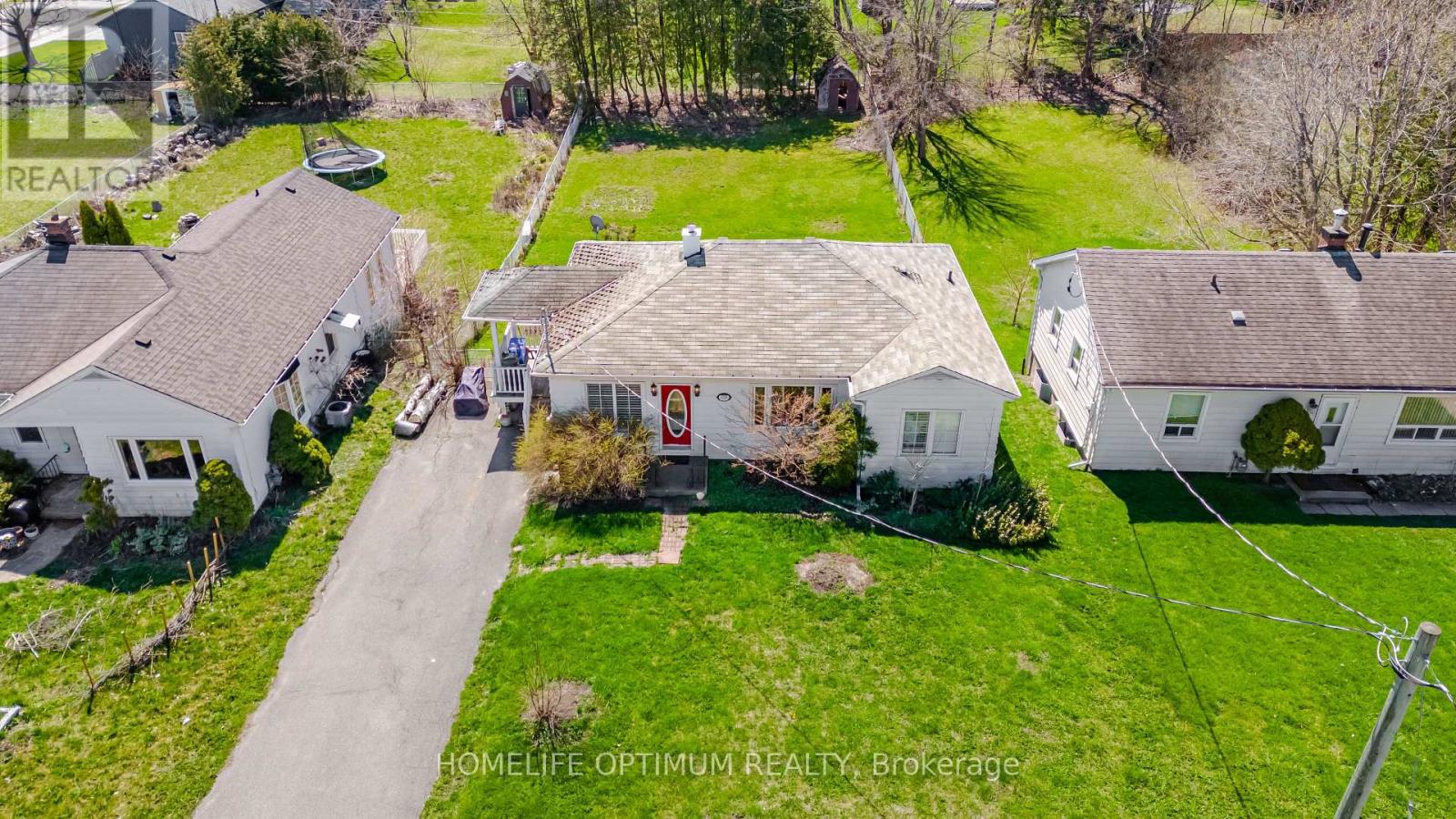 128 Eagle St, Newmarket, ON L3Y 1J2