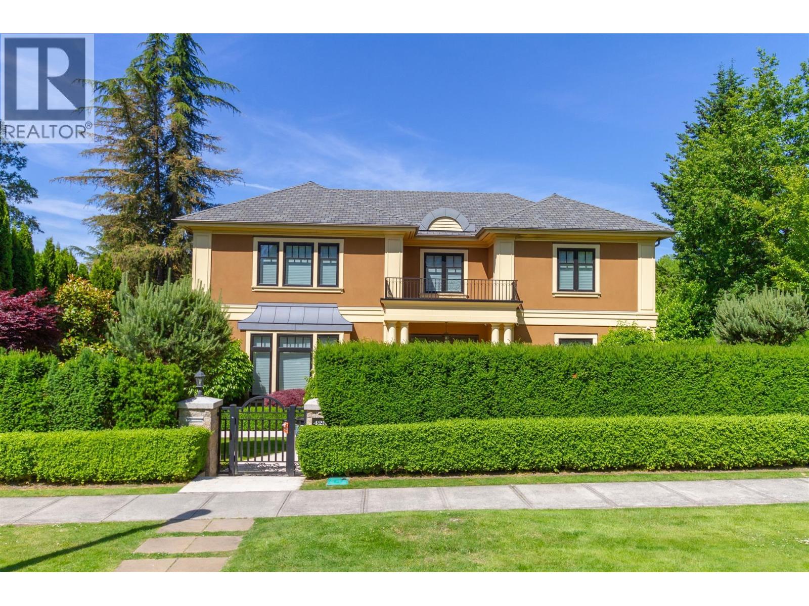 4239 Pine Cres, Vancouver, BC V6J 4K8