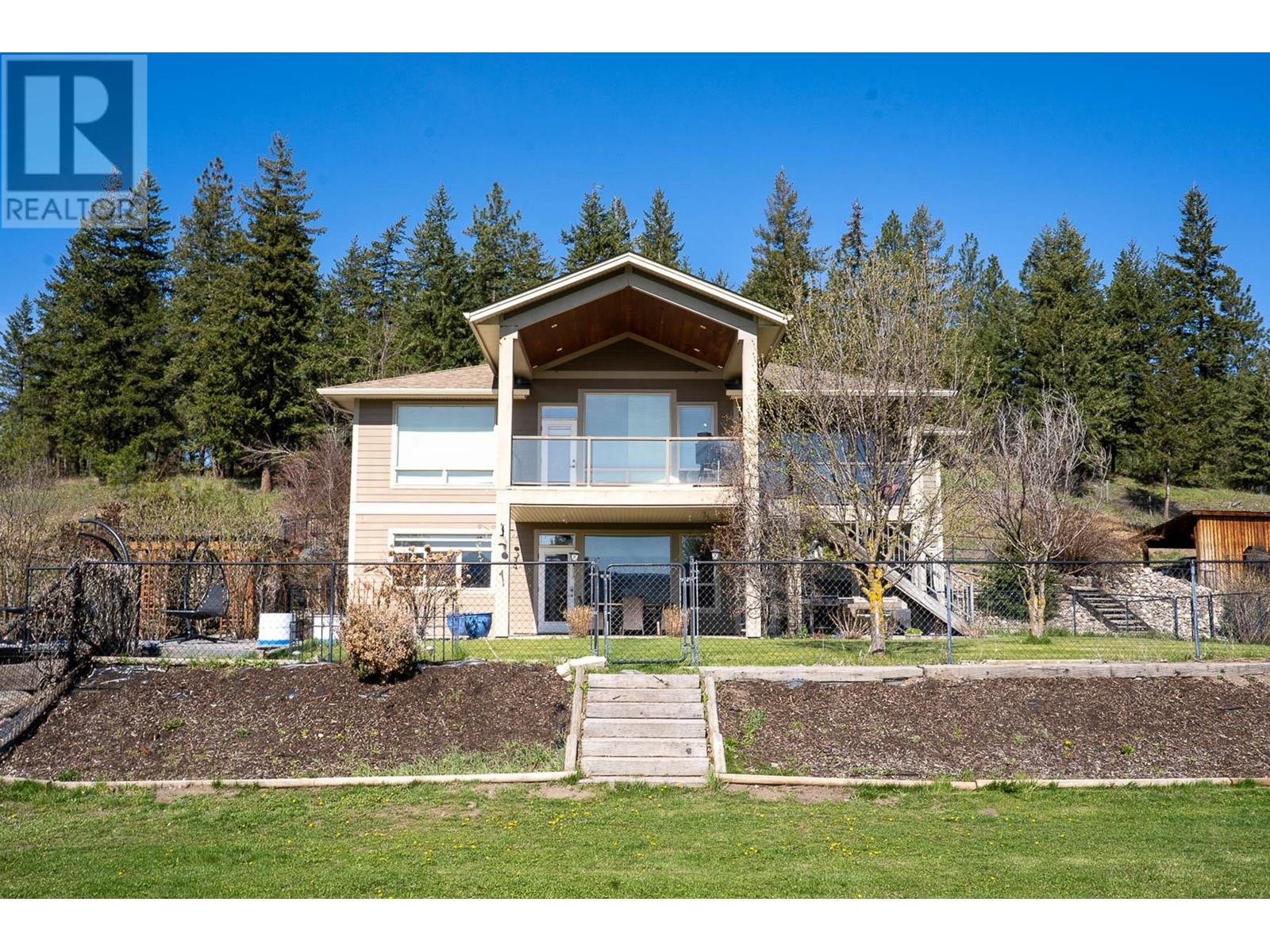 3888 Salmon River Rd, Salmon Arm, BC V1E 3H9