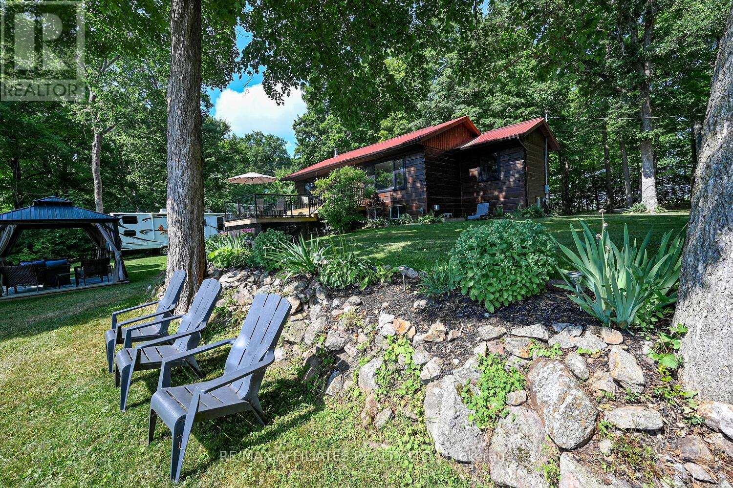 133 Sugarhouse Ln, Rideau Lakes, ON K0G 1X0