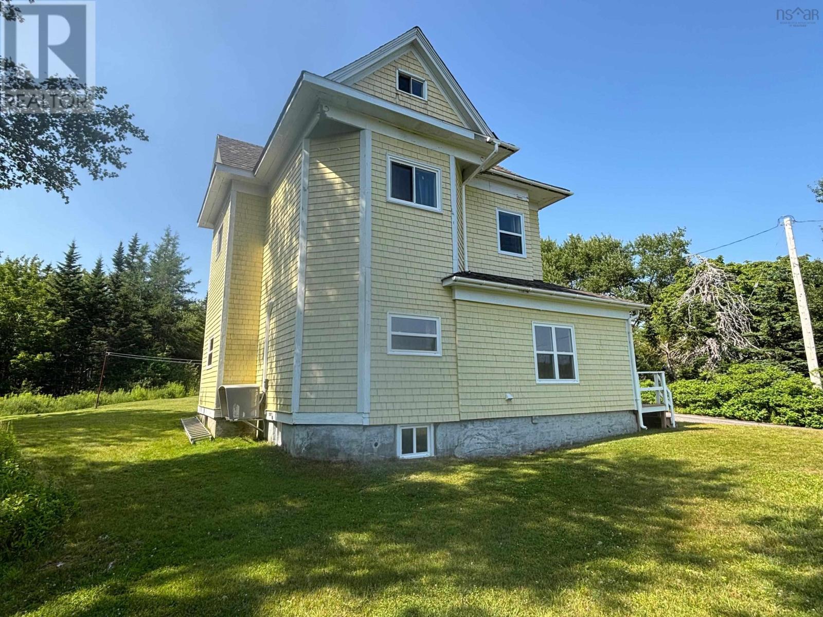 13510 Hwy 6, Isaacs Harbour North, NS B0H 1S0