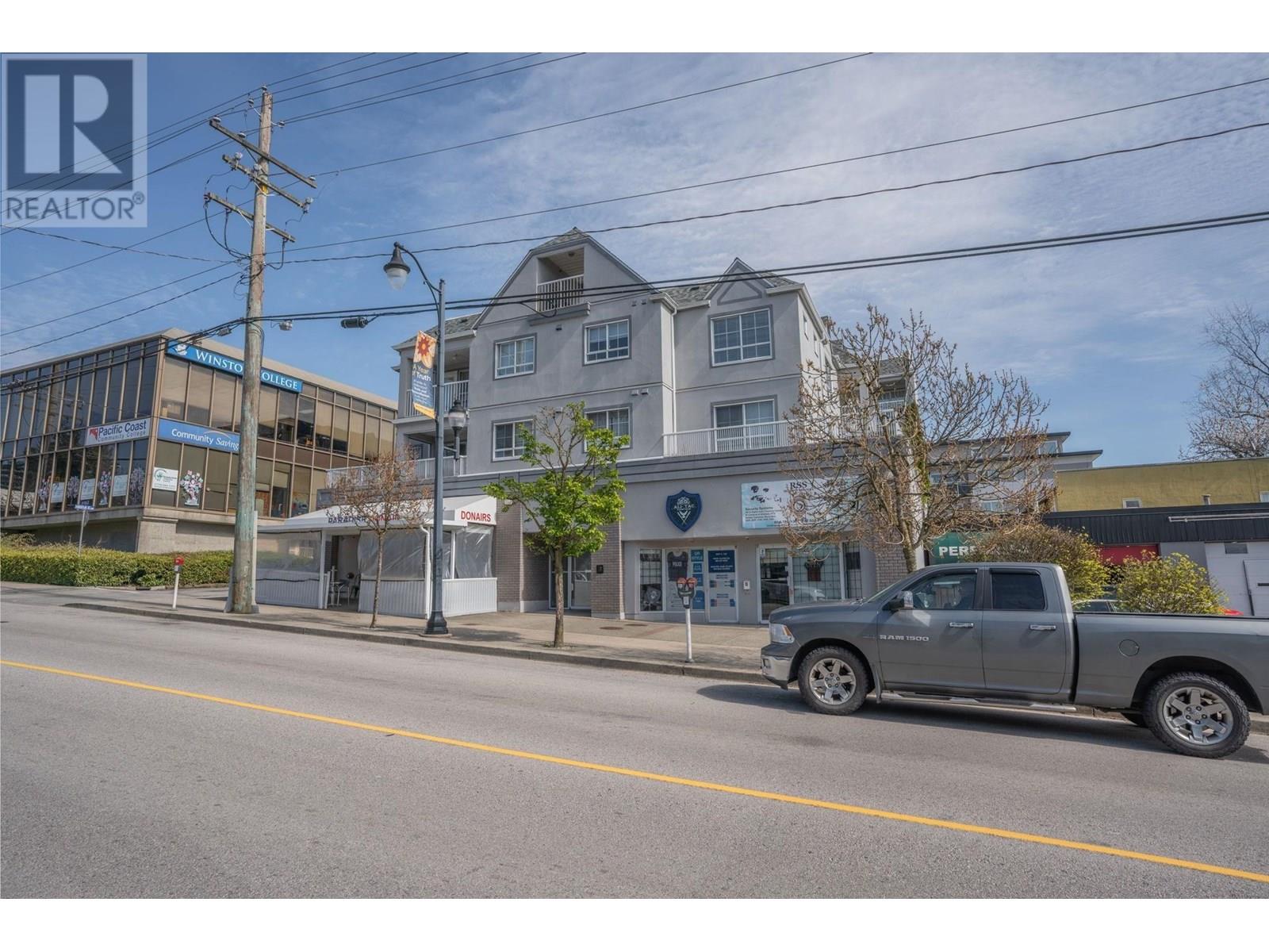 723 Twelfth Street Unit 205, New Westminster, BC V3M 4J8