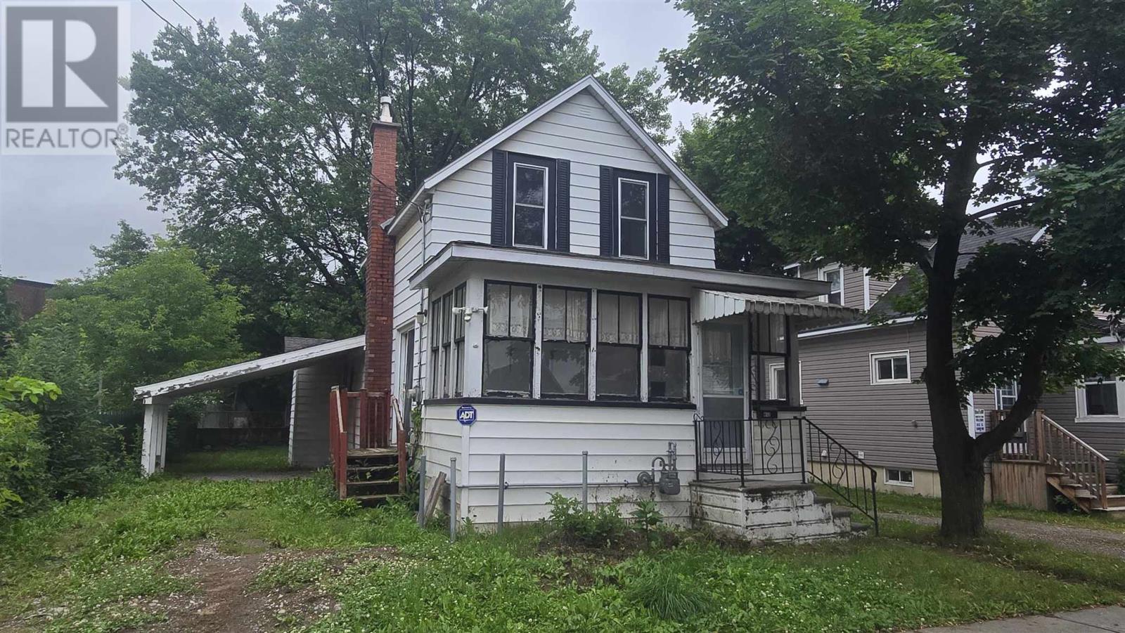 412 Northland Rd, Sault Ste. Marie, ON P6C 3N6