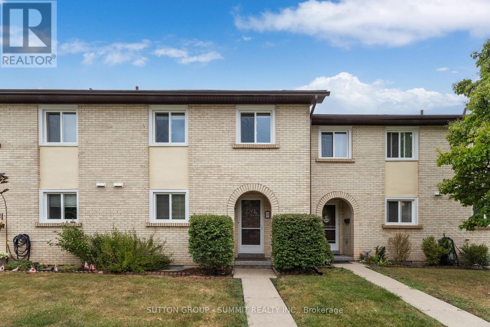 17 1450 Sixth Line, Oakville, ON L6H 1X7