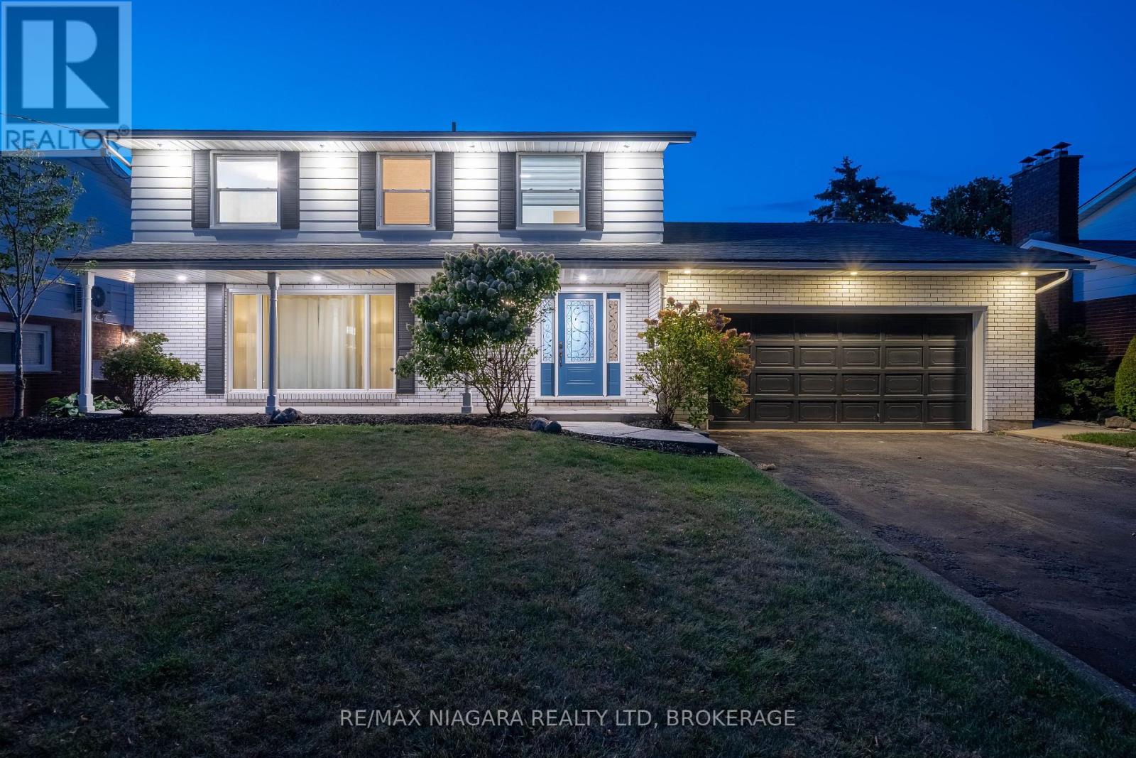 49 Royal York Rd, St. Catharines, ON L2M 7M5