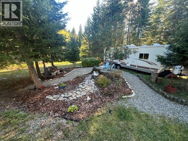 3720 And 3770 Foster Rd, Creston, BC V0B 1G8