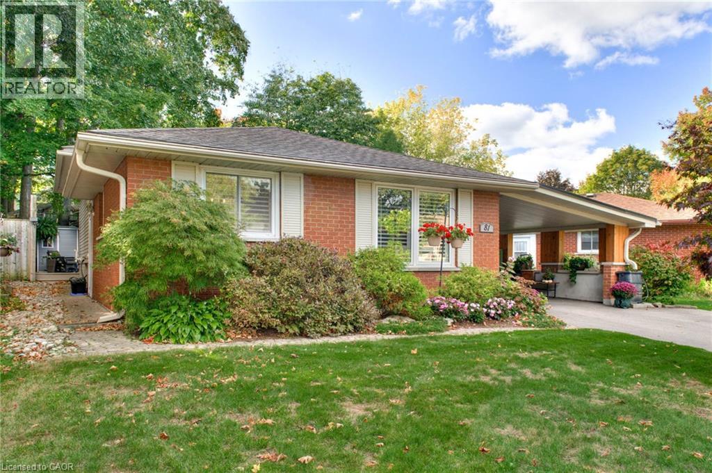 81 Cherry Hill Dr, Kitchener, ON N2E 1N5