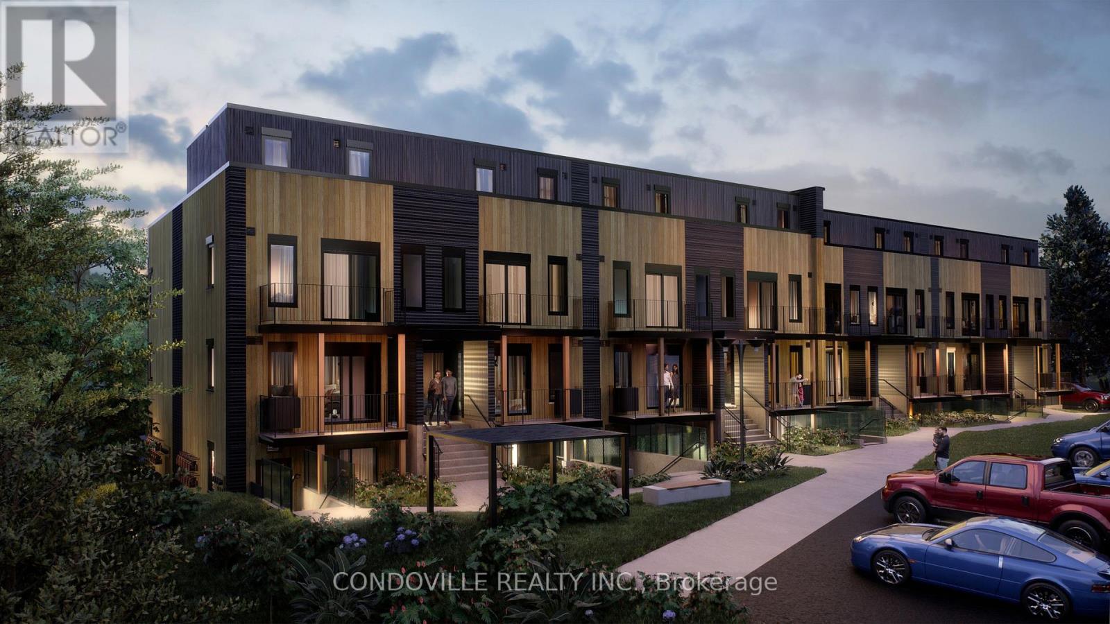 13 854 Doon Village Rd E, Kitchener, ON N2P 1A3