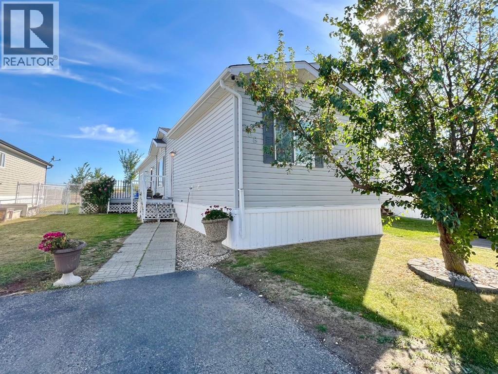 88 Street Unit 10615, Grande Prairie, AB T8X 1P5