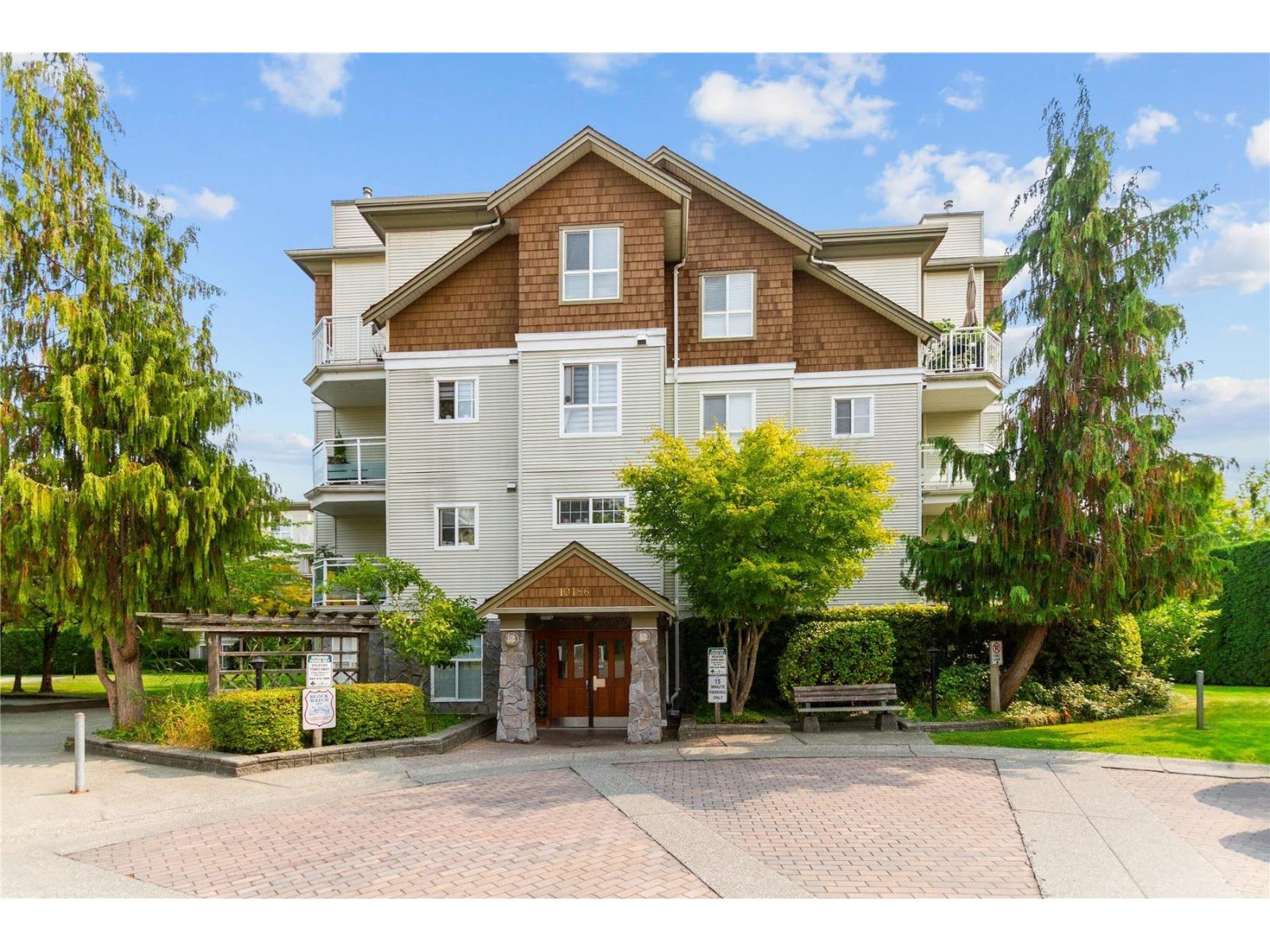 10186 155 Street Unit 206, Surrey, BC V3R 0R6