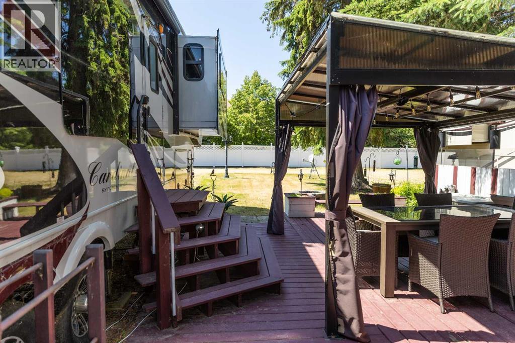 12044 Township Road 422 Unit 3, Rimbey, AB T0C 2J0