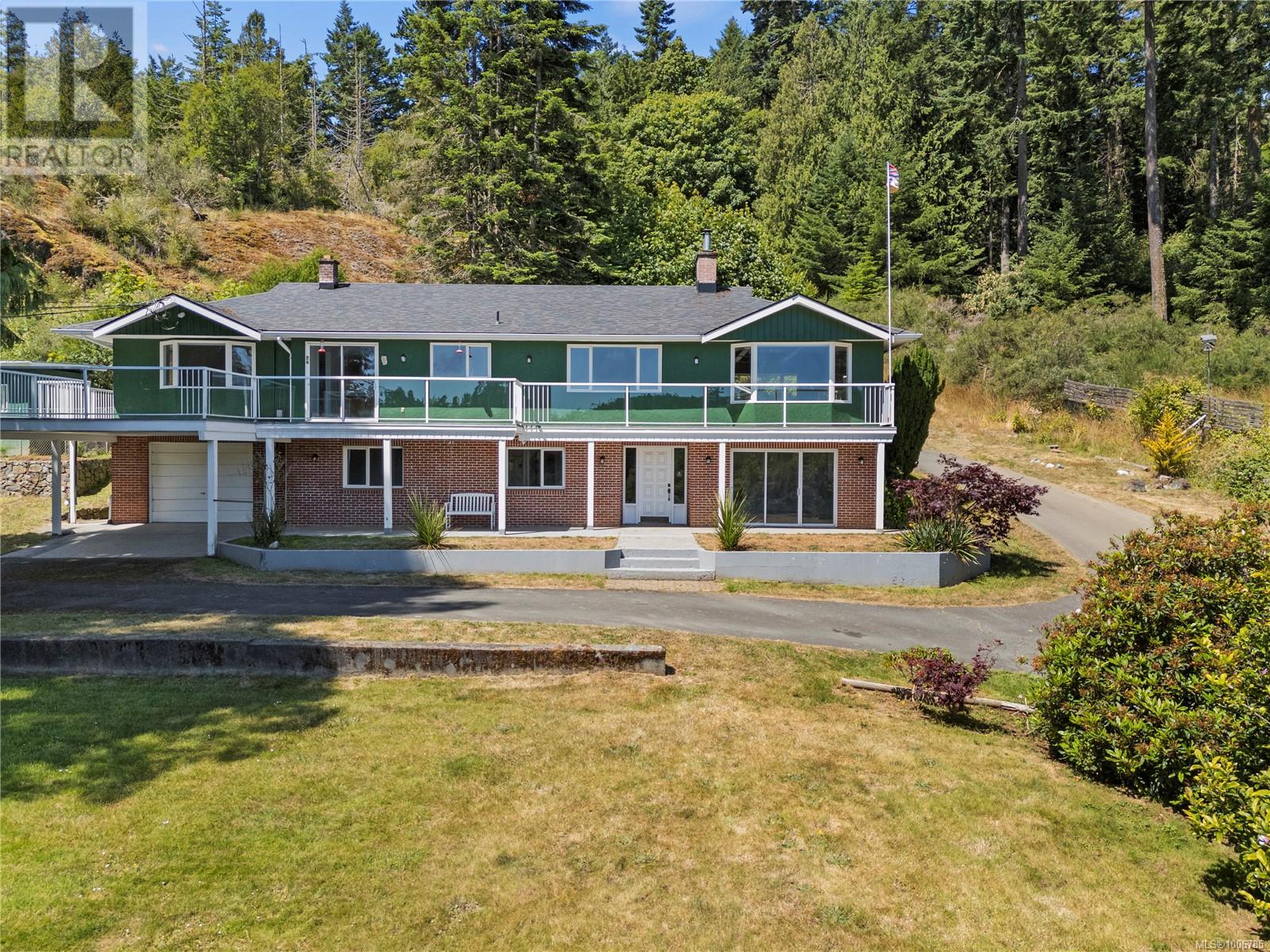 2276 Kemp Lake Rd, Sooke, BC V9Z 0R2