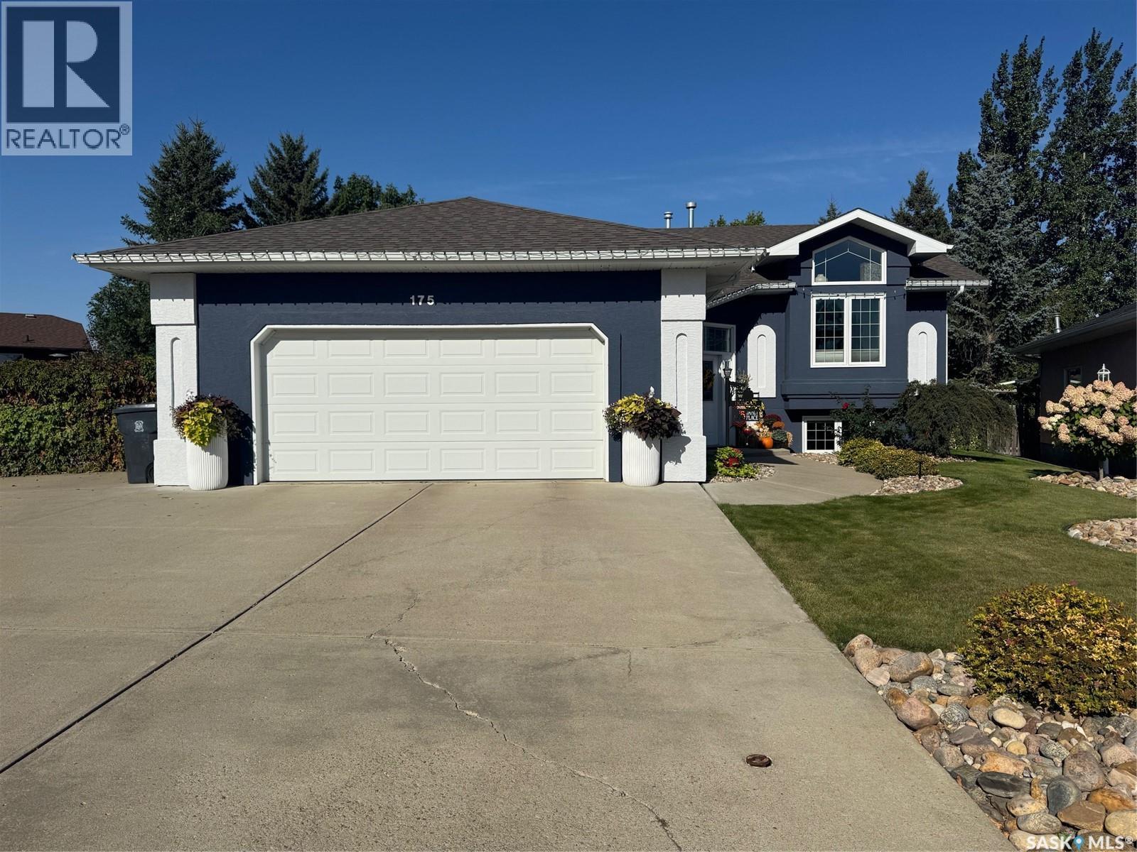 175 Janet Pl, Battleford, SK S0M 0E0