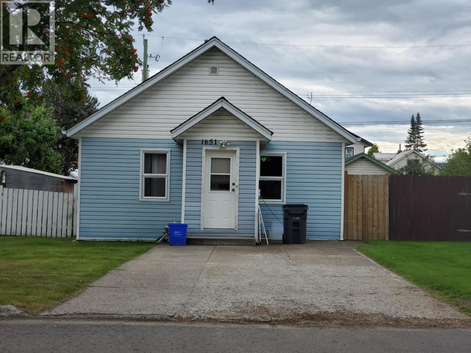 1651 8 Avenue, Prince George, BC V2L 3R4