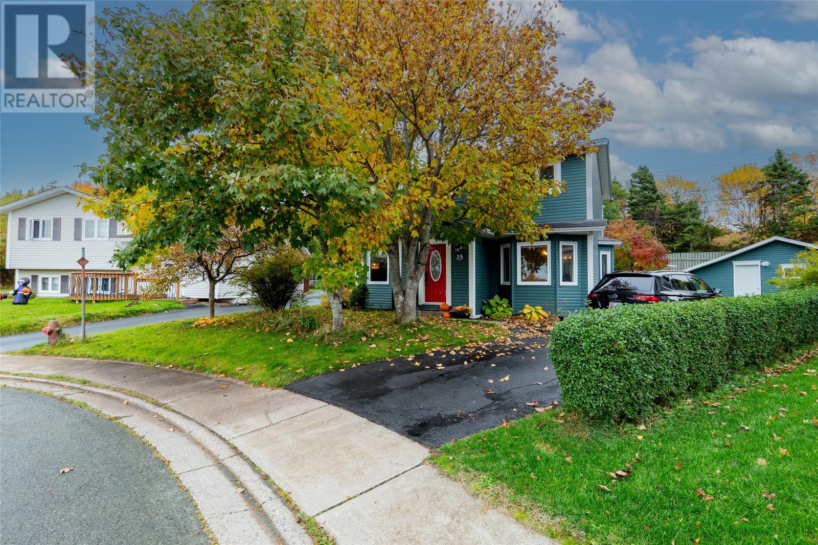 15 Starrigan Pl, Conception Bay South, NL A1W 4R7