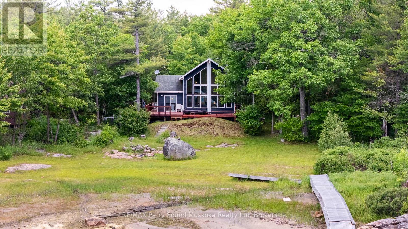 37 Richards Lake Rd, Carling, ON P0G 1G0