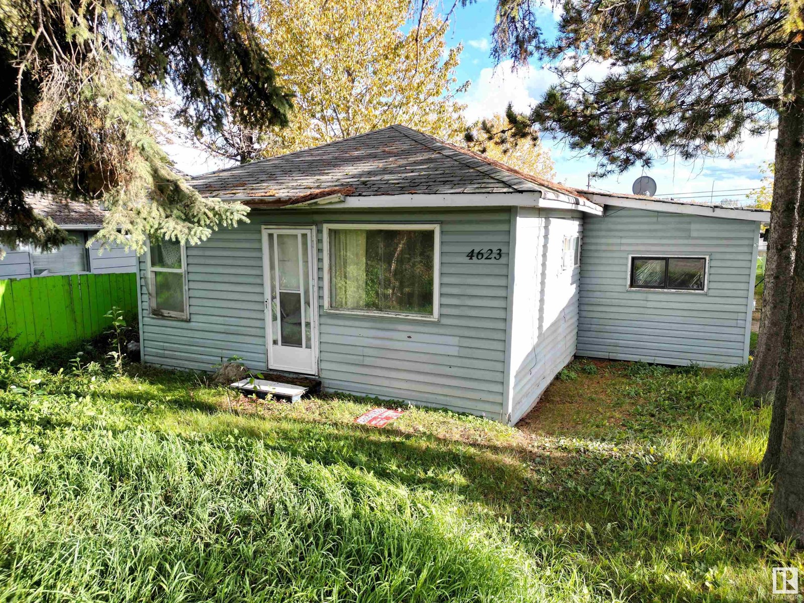 4 Avenue Unit 4623, Edson, AB T7E 1C2