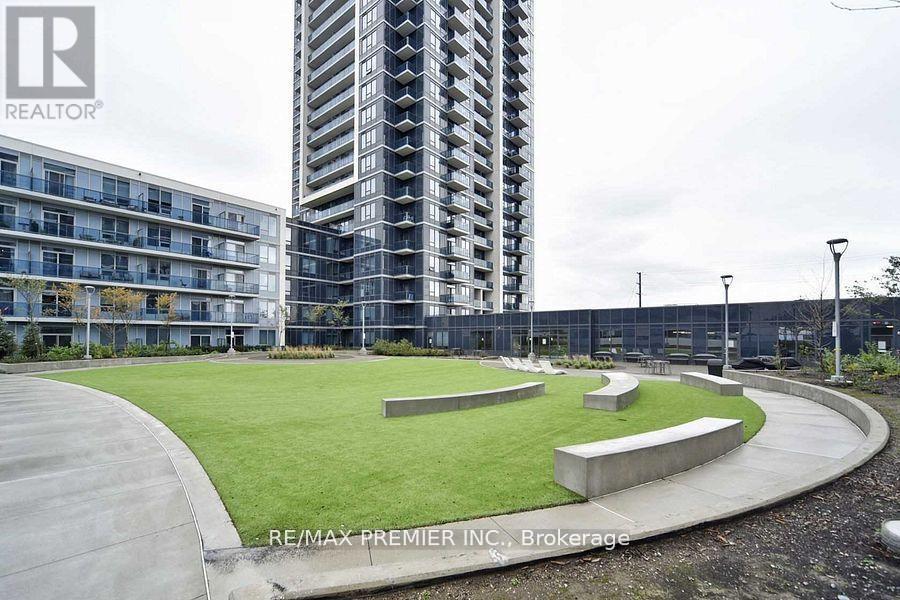3600 Hwy 7 #4 Rd, Vaughan, ON L4L 0G9