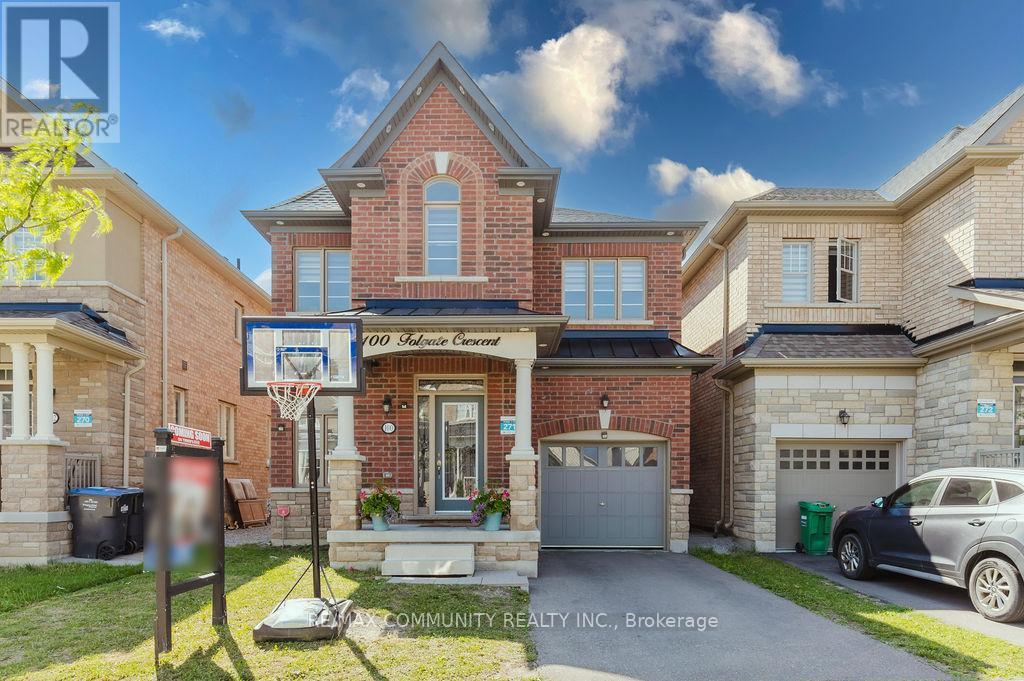 100 Folgate Cres, Brampton, ON L6R 4A7