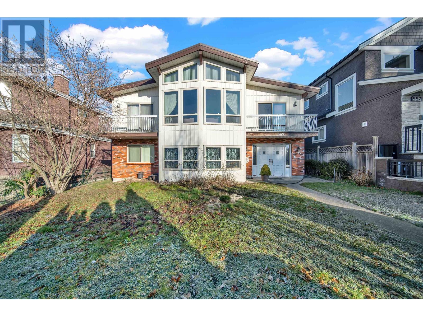 549 E 57th Ave, Vancouver, BC V5X 1T1
