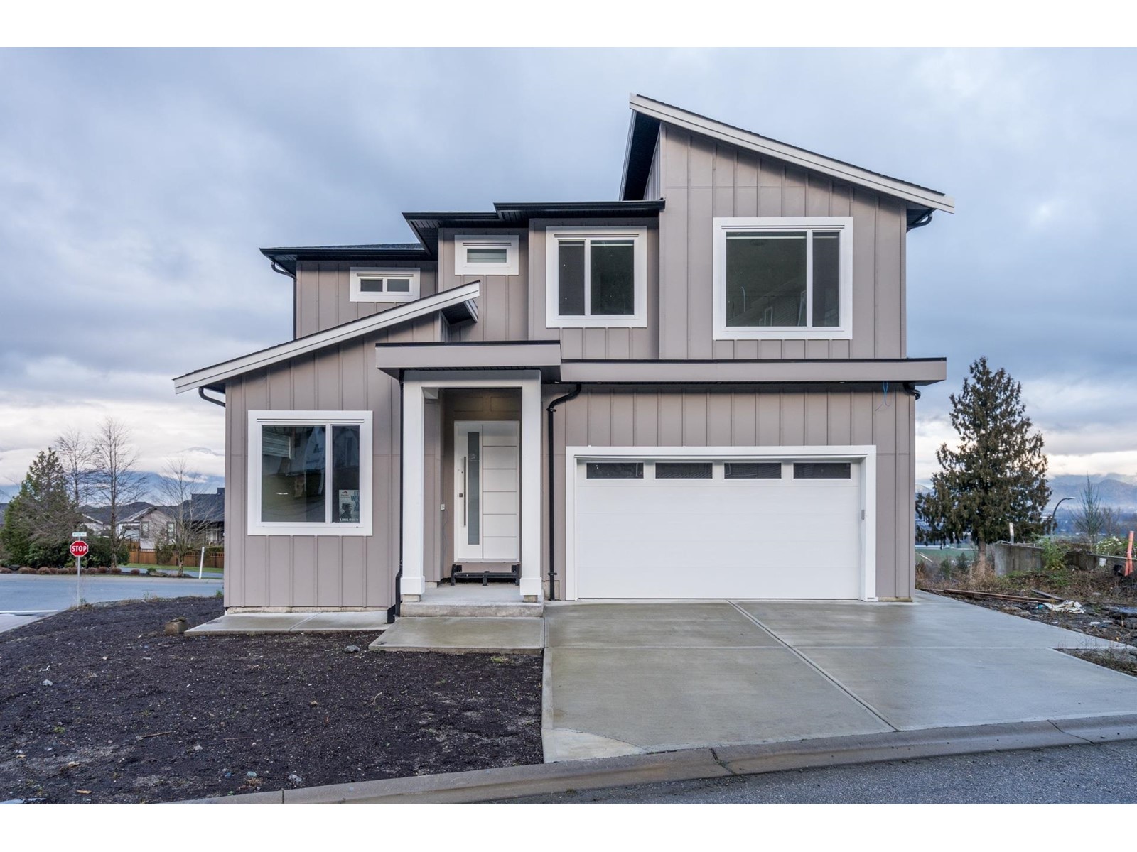 8202 Nixon Roadeastern Hillsides, Chilliwack, BC V4Z 0E4