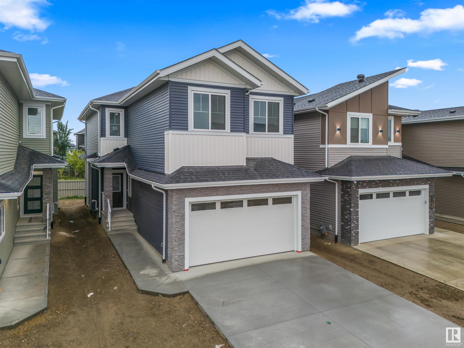 3164 Magpie Way NW, Edmonton, AB T5S 0V4
