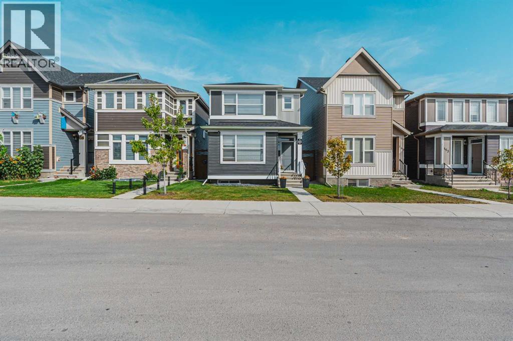 145 Corner Ridge Mews NE, Calgary, AB T3N 1X5